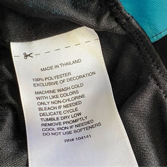 Reebok play dry shorts Black & Teal Size S - Picture 5 of 7